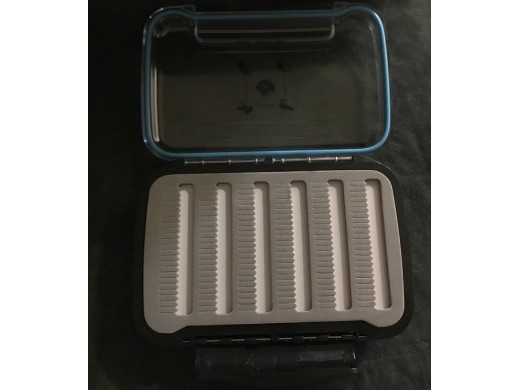 GT - Stinger Fly Box